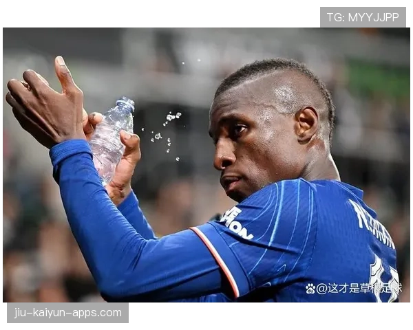 切尔西拜仁争抢17岁法国锋线妖童,3球1助攻吸引关注,切尔西追逐拜仁边锋 切尔西拜仁争抢17岁法国锋线妖童,3球1助攻吸引关注,切尔西追逐拜仁边锋